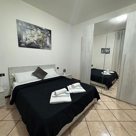 Casa Vacanza Elena 2 Verona Luaran gambar